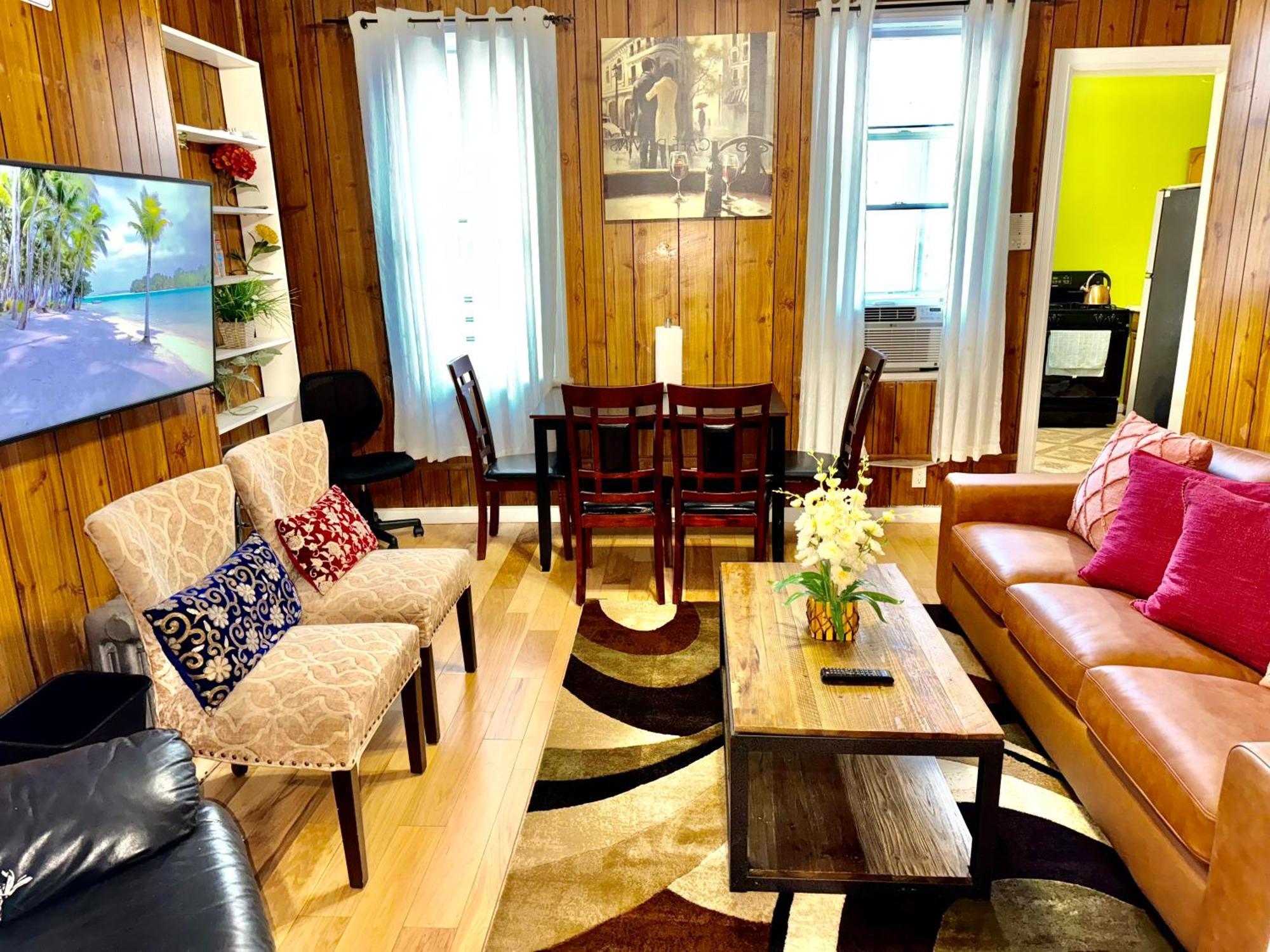 3 Bedrooms 2 Stops To Manhattan New York Exterior photo